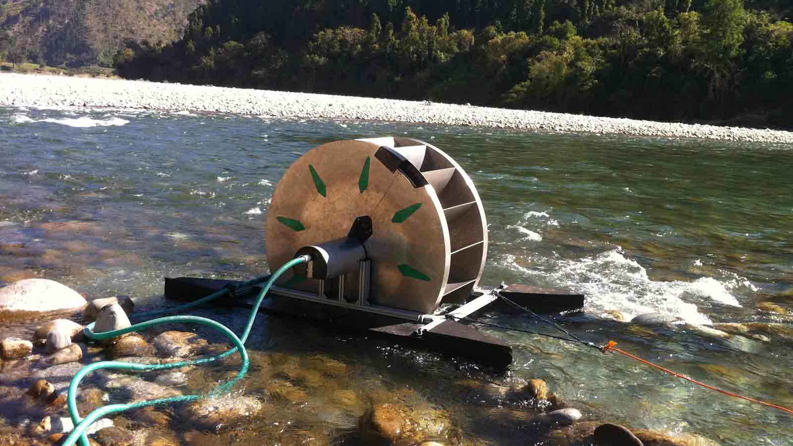 Turbine in the river